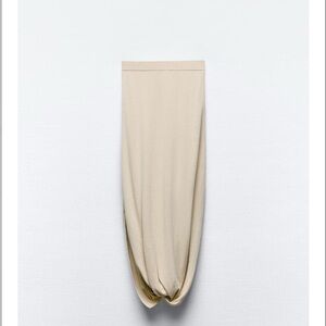 ZARA BALLOON HEM KNIT SKIRT